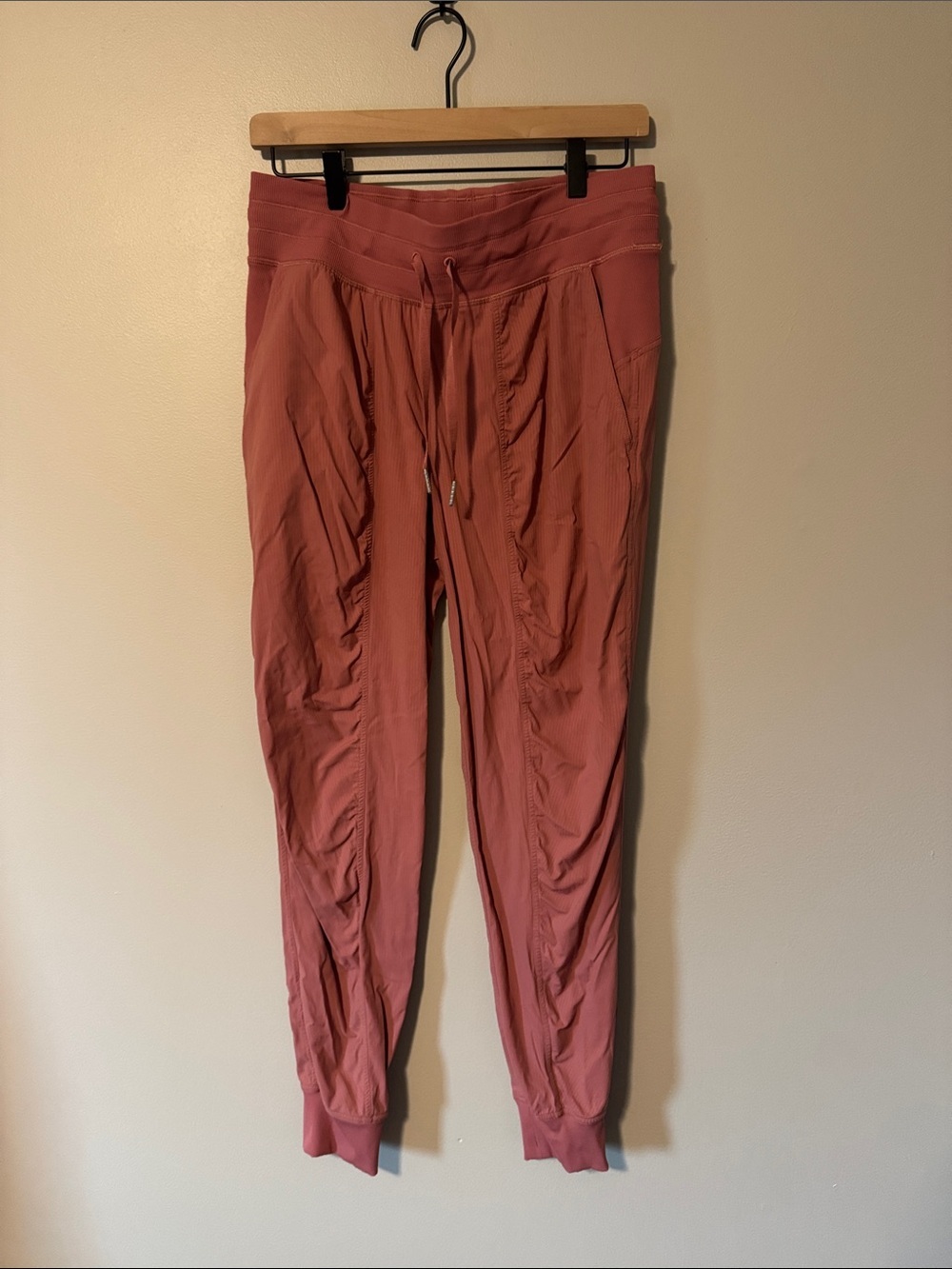 Lululemon Dance Studio Mid-Riss Jogger